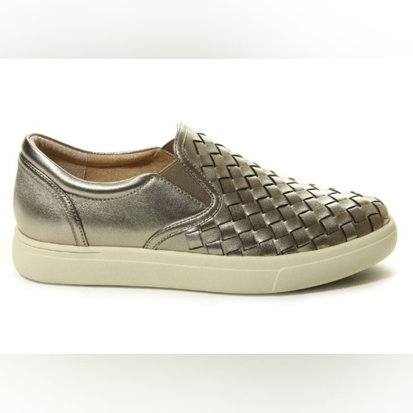 Vaneli Okba slip on silver leather weave sneakers sz 10 SH42 - Picture 1 of 6